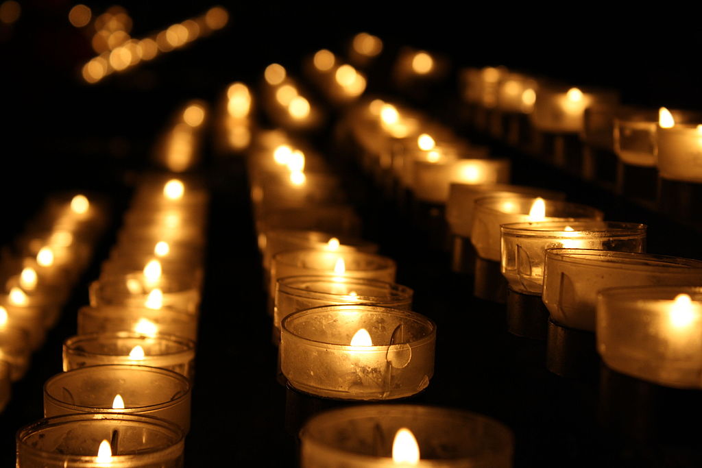 CANDLE NIGHT