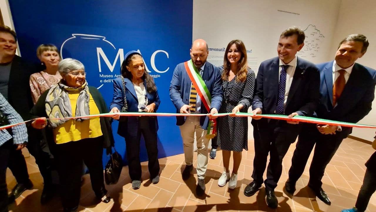 taglio nastro mac