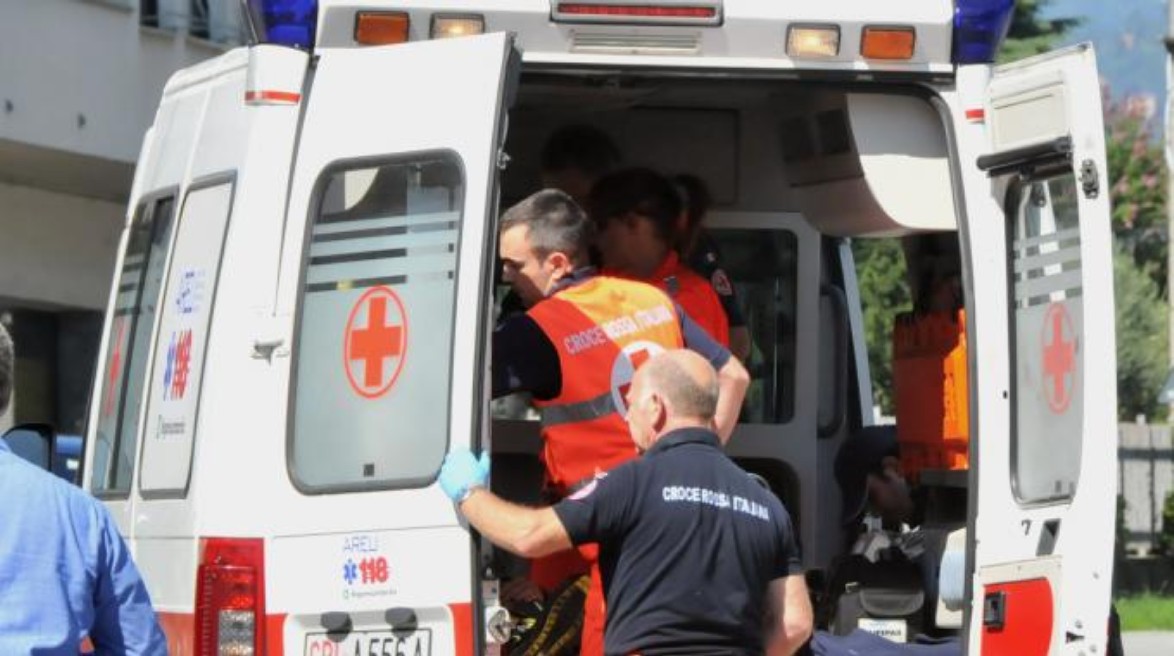 ambulanza uomini