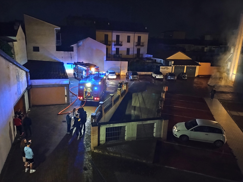 auto fiamme