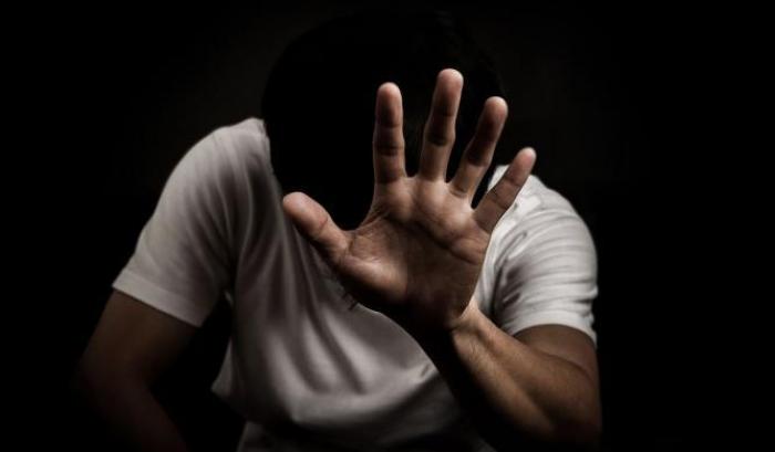 00054802 aggressione razzista
