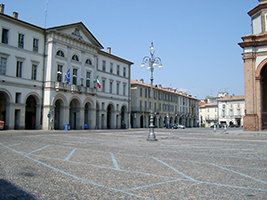 piazzaduomo vuota tn