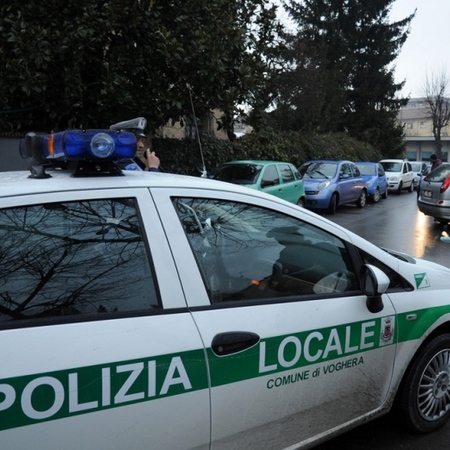 polizia locale auto