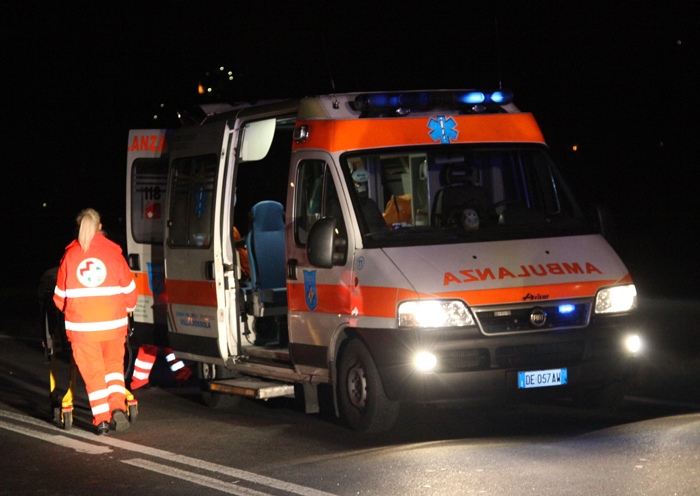 13684 ambulanza