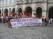 CORTEO TIFOSI (click to enlarge) tifosi in piazzaduomo tn