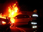 AUTO IN FIAMME (click to enlarge)